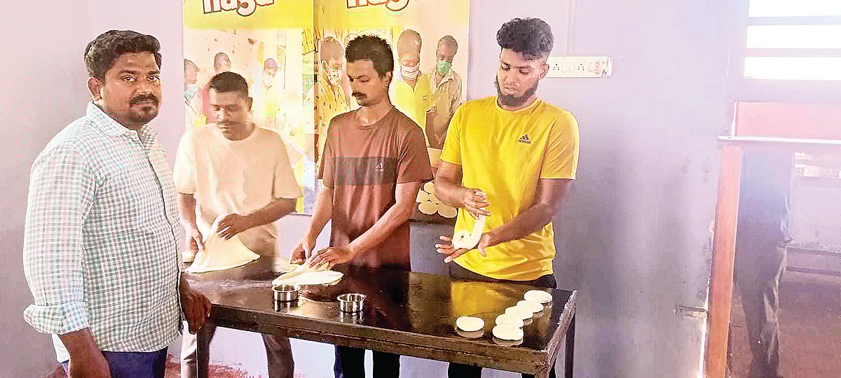 பரோட்டா செய்வது எப்படி?