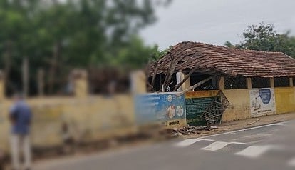 எங்கள் ஊா், எங்கள் பள்ளி!