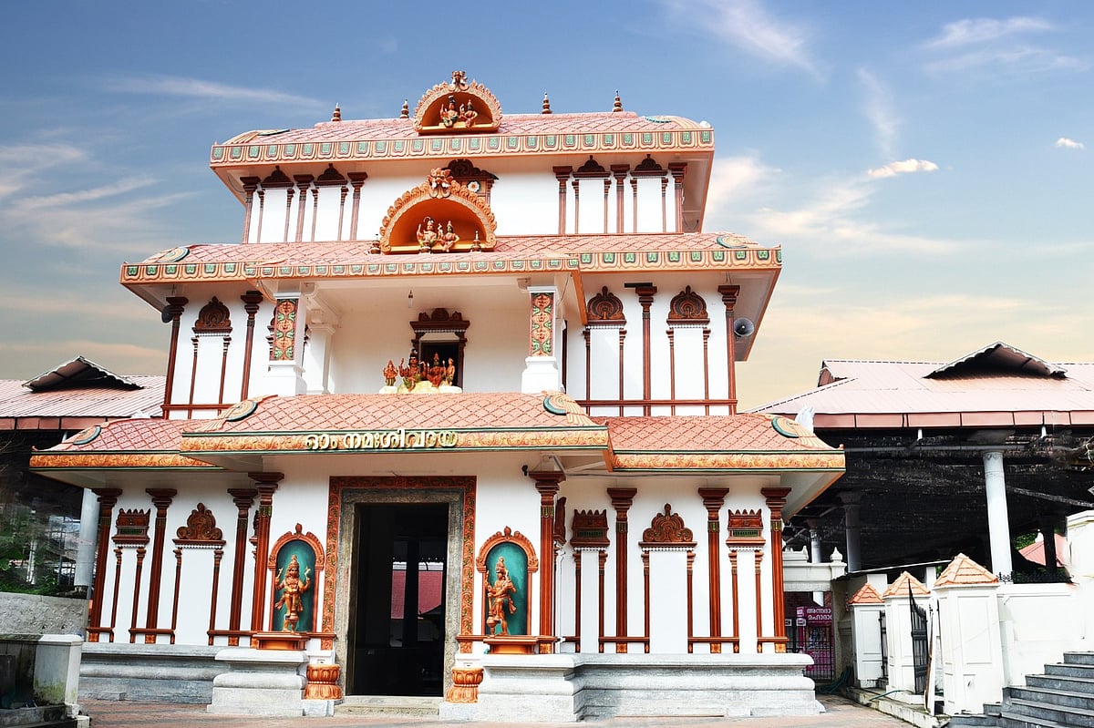 ஸ்ரீ பார்வதி தேவியின் நாத பன்னிரெண்டு நாள்கள் திறந்திருக்கும் புராணம்