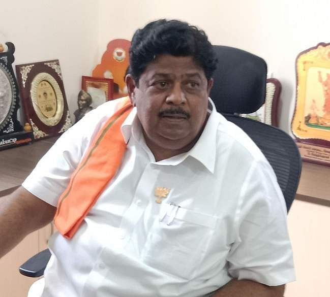 மத்திய அரசுடன் இணக்கமாக இருக்கும் கட்சியின் ஆட்சியே அமையும்: கே.பி.ராமலிங்கம்