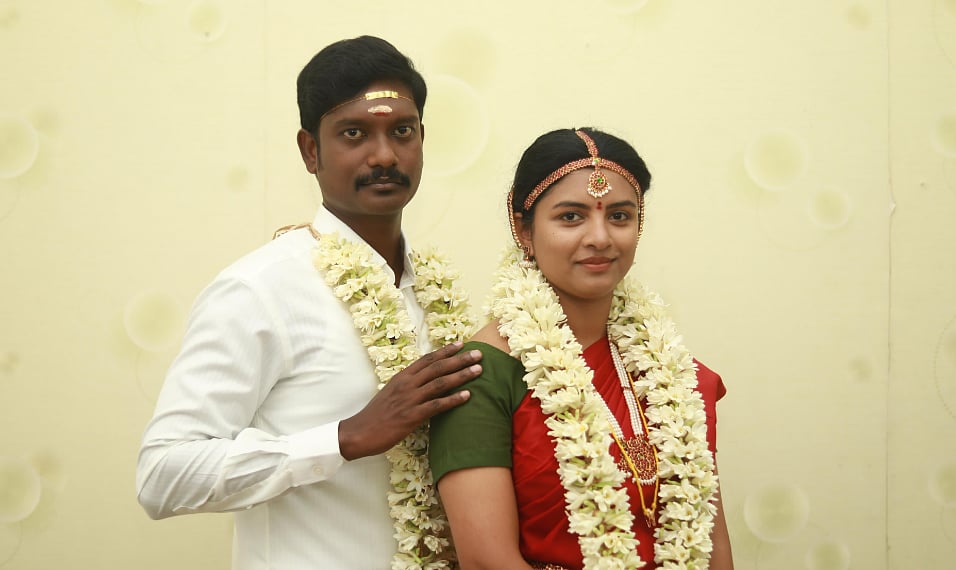 கண்கண்ட தெய்வமா, கணவன்?ஜென்டில்வுமன் - திரை விமர்சனம்!