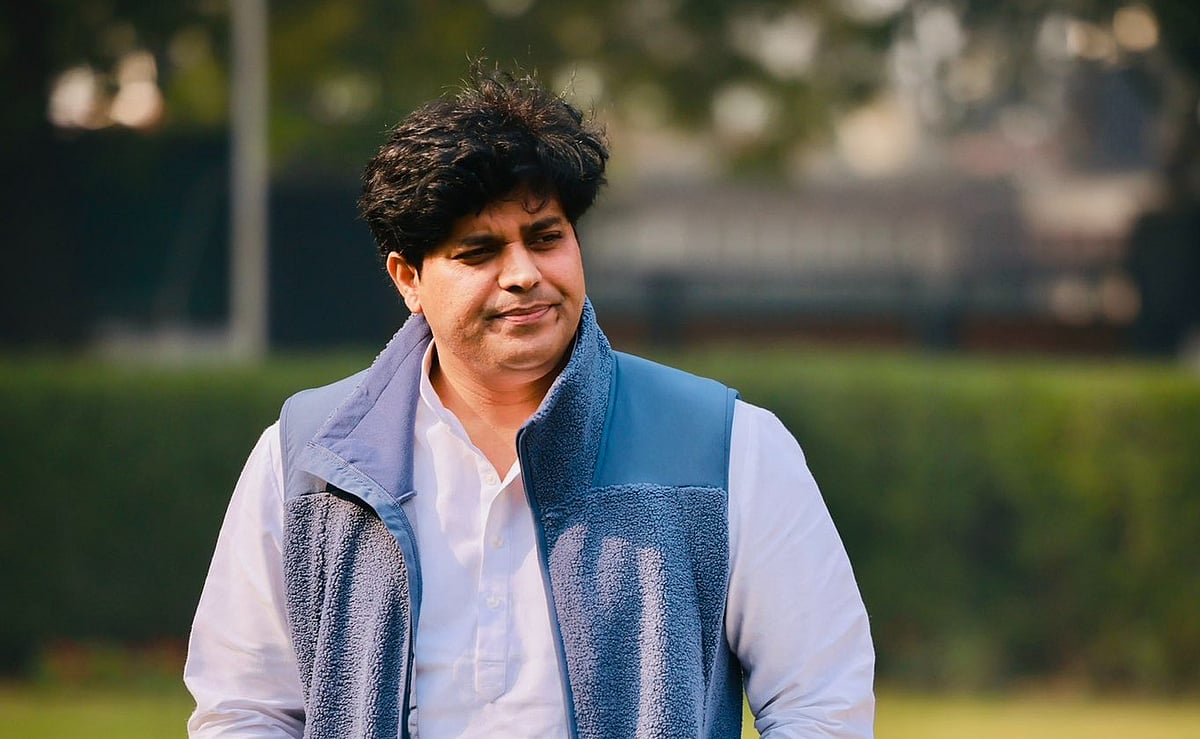 இப்படியும் ஒரு வழக்கு... கவிஞர் இம்ரான் பிரதாப்கரி! கவிதைதான் குற்றம் -19