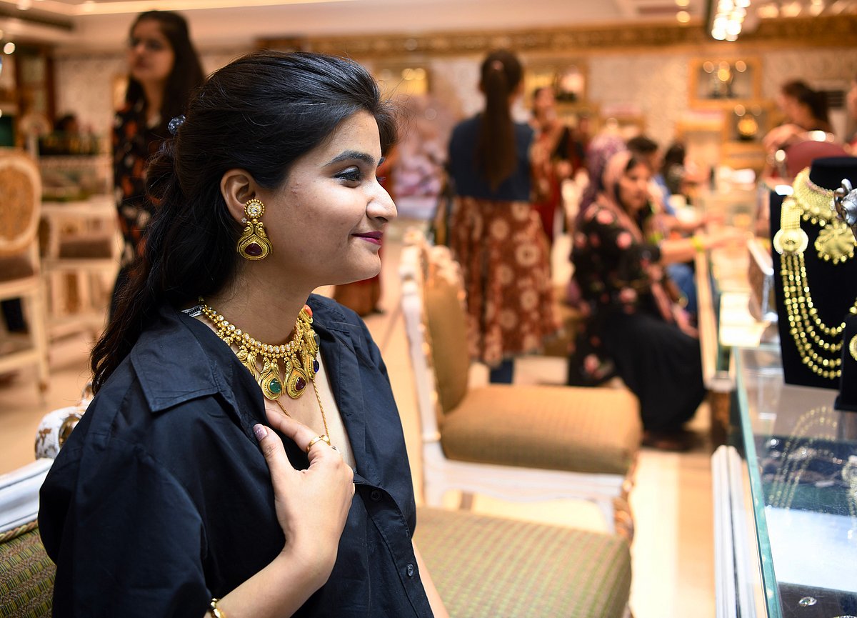 மாலை நிலவரப்படி தங்கம் விலை சவரனுக்கு ரூ.1,520 உயர்வு!