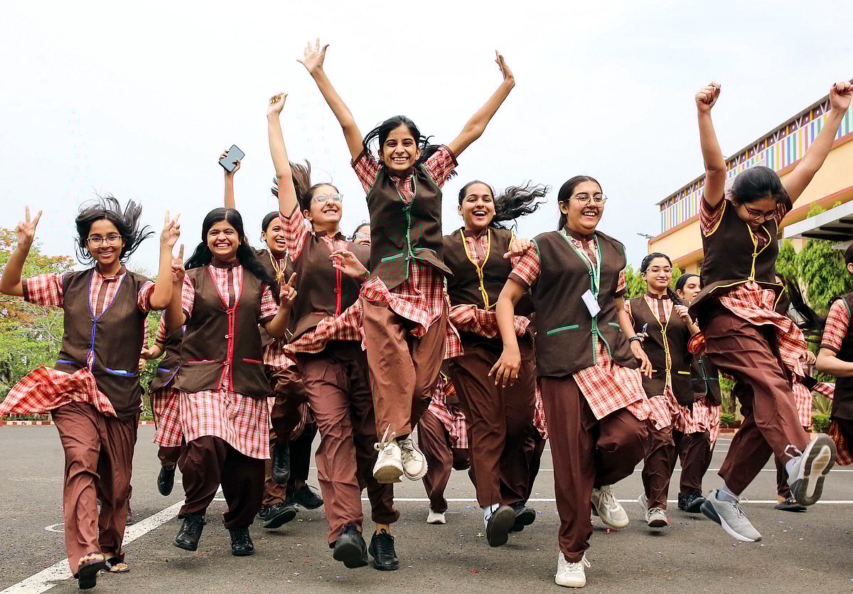 சிபிஎஸ்இ தேர்வு முடிவுகளில் மாற்றம்!
