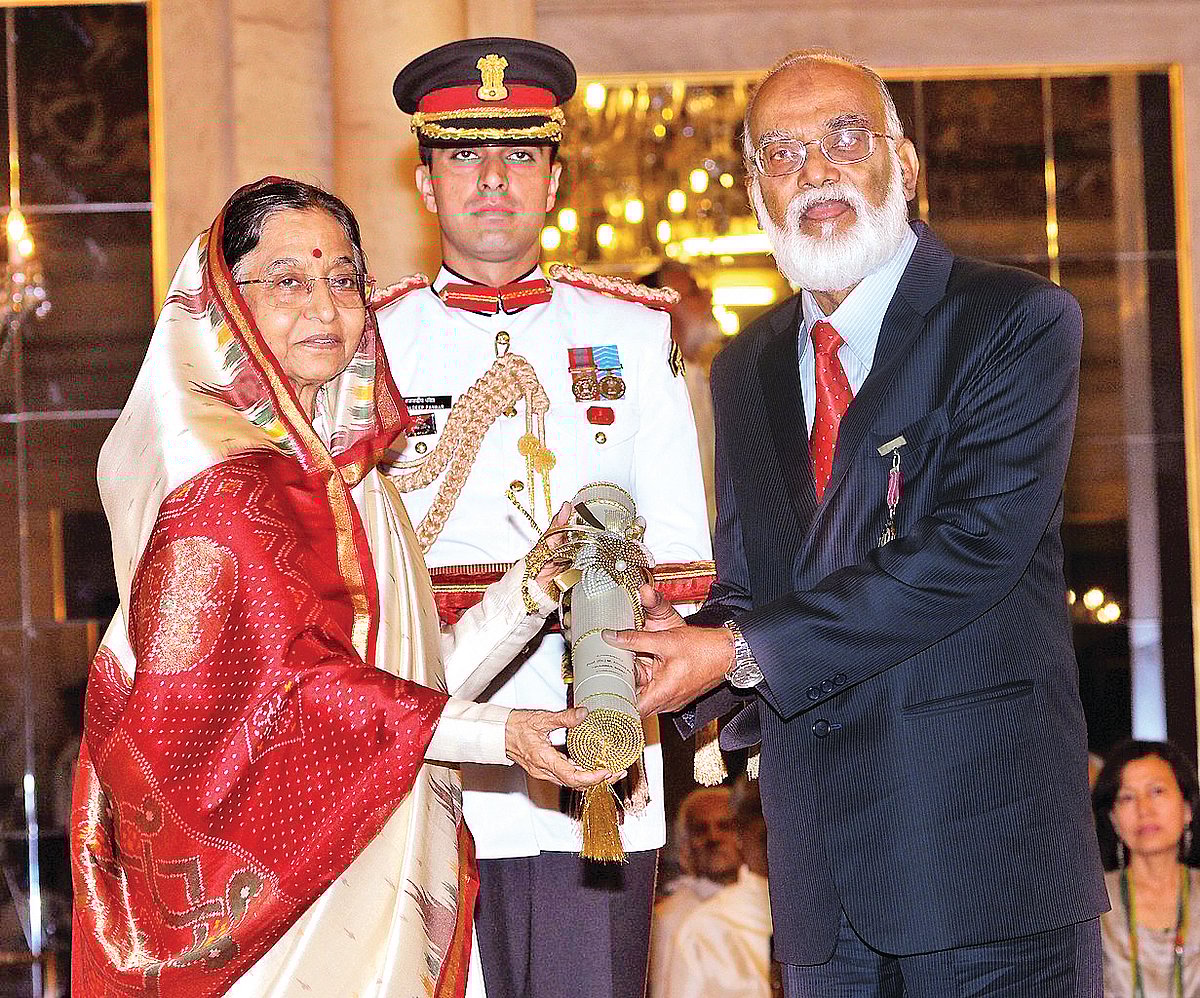 4 லட்சம் நோயாளிகள்; 40 ஆயிரம் அறுவைச் சிகிச்சைகள்...