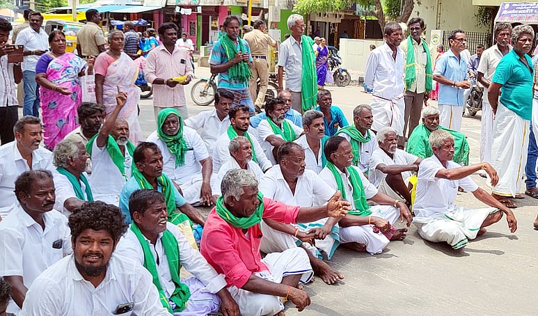 கால்வாயின் குறுக்கே பாலம்:
விவசாயிகள் போராட்ட அறிவிப்பு