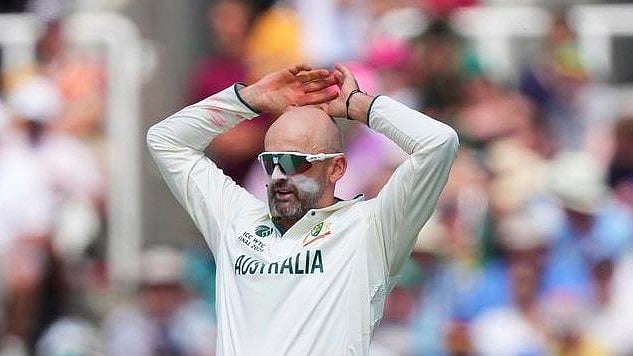 நாதன் லயனுக்கு எதிராக ஆஸி. கிரிக்கெட் வாரியம் செயல்படுகிறதா? ஸ்டீவ் ஸ்மித் விளக்கம்!