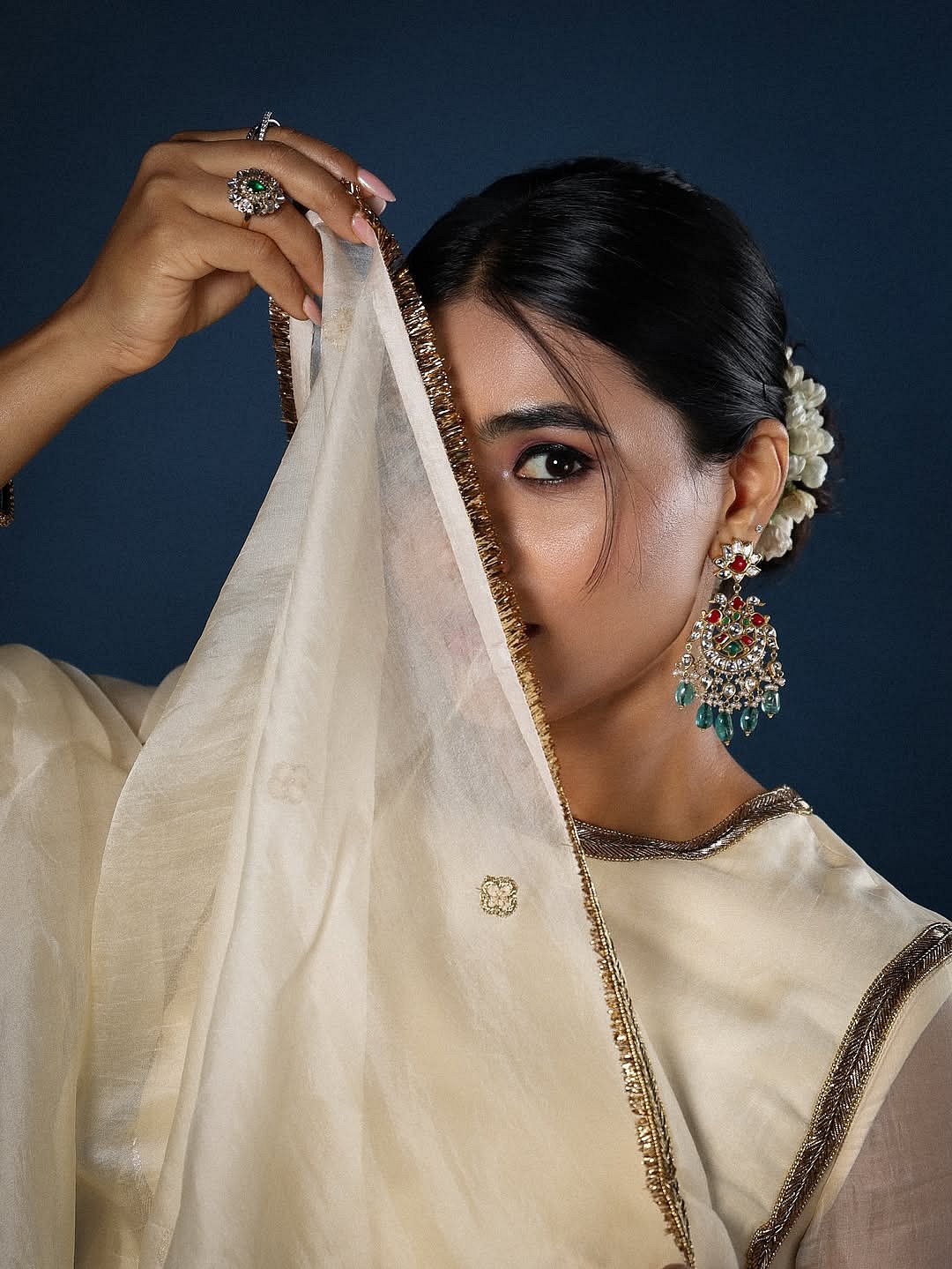 ஒளி... சப்தமி கெளடா!