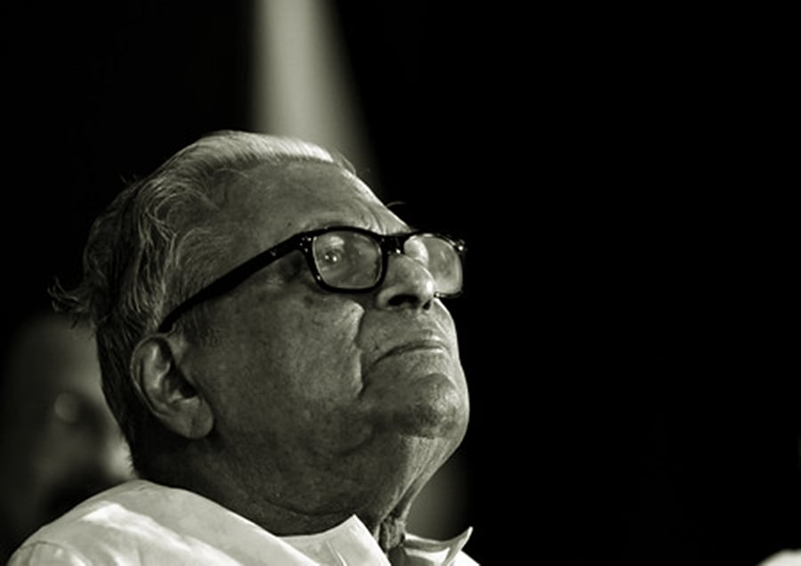 போராளிக்குப் பிரியாவிடை! 