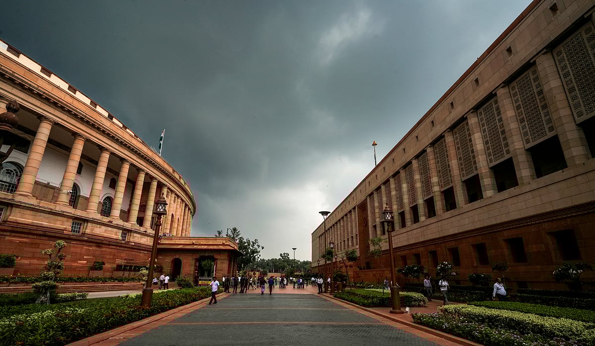 தேவை அரசியல் விழிப்புணா்வு!