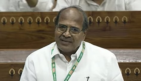 அமெரிக்காவின் கூடுதல் வரி விதிப்பால் ஜவுளித் தொழிலின் எதிா்காலமே கேள்விக்குறி: கே.சுப்பராயன் எம்.பி.