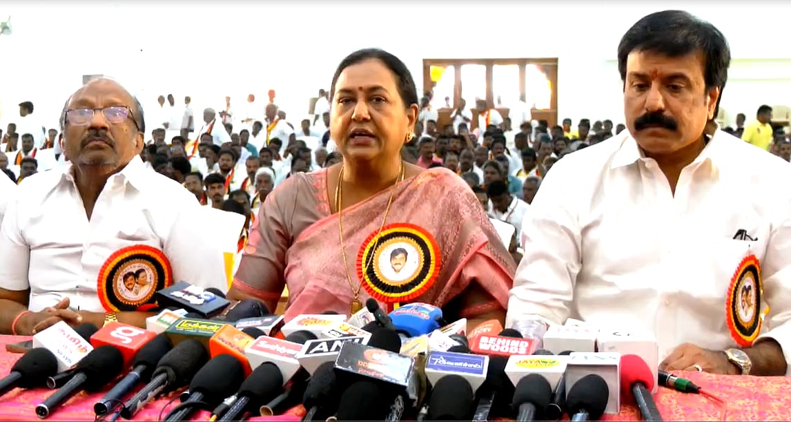 மத்திய பாஜக ஆட்சியில் பங்கு கேட்கிறதா தேமுதிக? அதிமுக முன்னாள் அமைச்சர் தகவல்