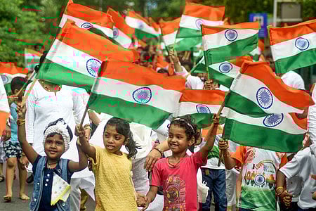 பாரதம் உலகுக்கு வழிகாட்டும்!