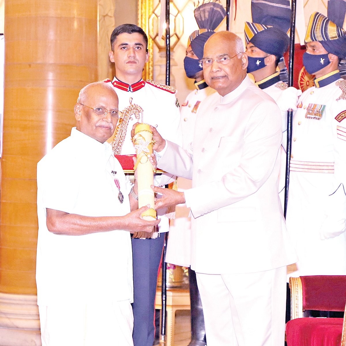 சிற்பி 90