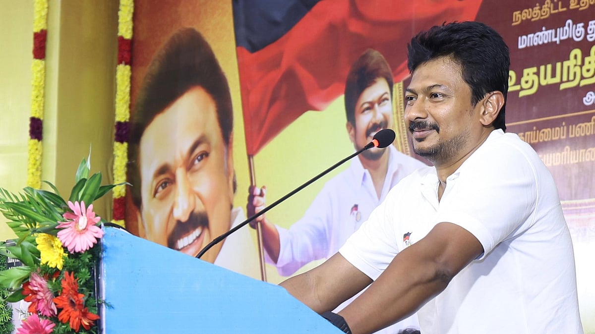 முதல்வா் போட்டியில் உதயநிதி இல்லை: அமைச்சா் எஸ். ரகுபதி