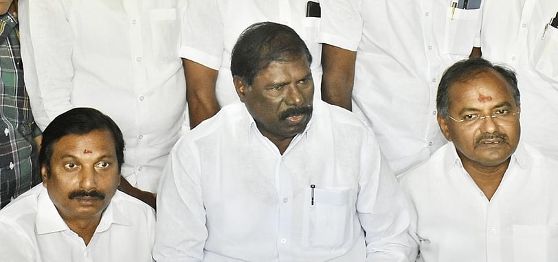 பேரவையில் 66,974  கேள்விகளை 
எழுப்பிய ஜி.கே.மணி