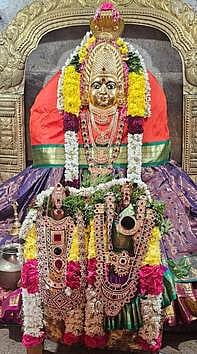 கோயில்களில் அமாவாசை சிறப்பு பூஜை