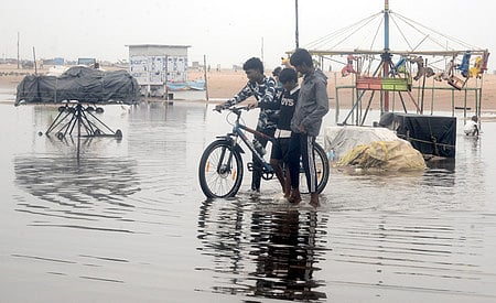 தமிழகத்தில் இன்றும் நாளையும் மழை பெய்யும்! சென்னையிலும்...