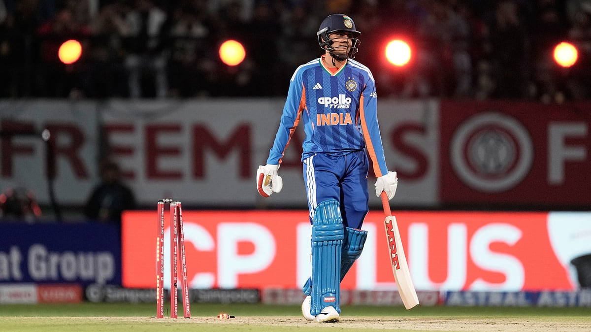 ஷுப்மன் கில் தொடரில் இருந்து விலகல்..! அணியில் இணையும் சஞ்சு சாம்சன்! 