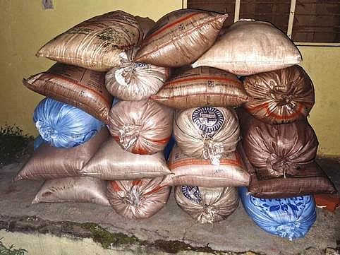 ரேஷன் அரிசி கடத்தல் தடுப்பு நடவடிக்கை: தமிழக -கேரள அதிகாரிகள் ஆலோசனை