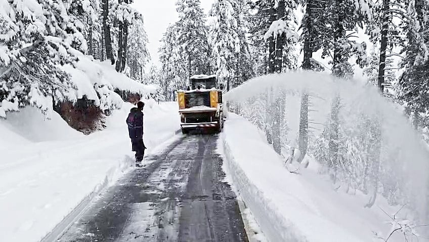 வடமாநிலங்களில் கடும் பனிப்பொழிவு - புகைப்படங்கள்