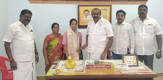 செய்யாறு வலுதூக்கும் வீராங்கனைக்கு அரசுப் பணி: ஒ.ஜோதி எம்எல்ஏ வாழ்த்து