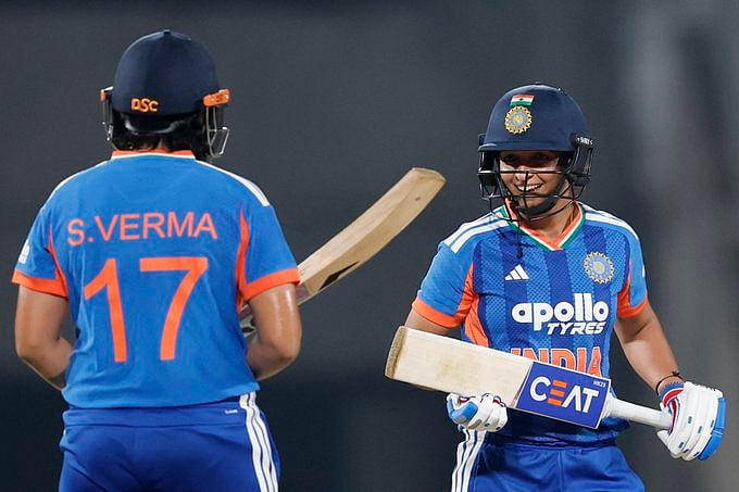 4-வது டி20: இந்தியா பேட்டிங்; வெற்றி தொடருமா?