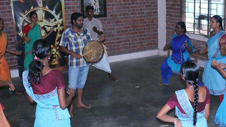 திரைத்துறை வாய்ப்புகளை பெற்றுத் தரும் பாரதியார் பல்கலைக்கூட படிப்புகள்!