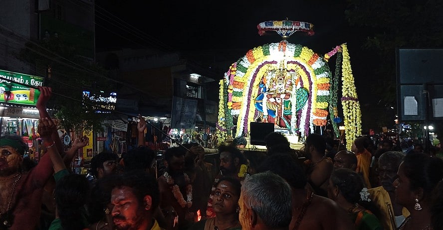 திருச்செந்தூருக்கு பாத யாத்திரை வரும் பக்தா்கள் எண்ணிக்கை அதிகரிப்பு