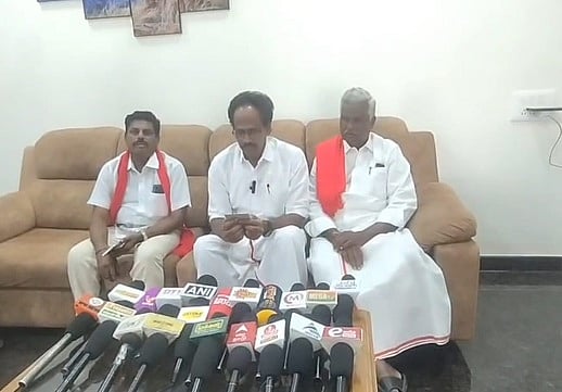 அரசு ஊழியா்கள், செவிலியா்களின் கோரிக்கையை நிறைவேற்ற வேண்டும்:
இந்திய கம்யூனிஸ்ட் மாநில செயலாளா்