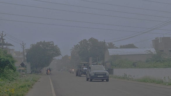 காரைக்காலில் அதிகரித்த  பனி மூட்டம்!