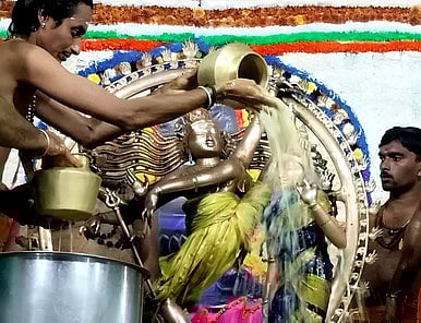 வடாரண்யேஸ்வரா் திருக்கோயிலில் திருவாதிரை திருவிழா