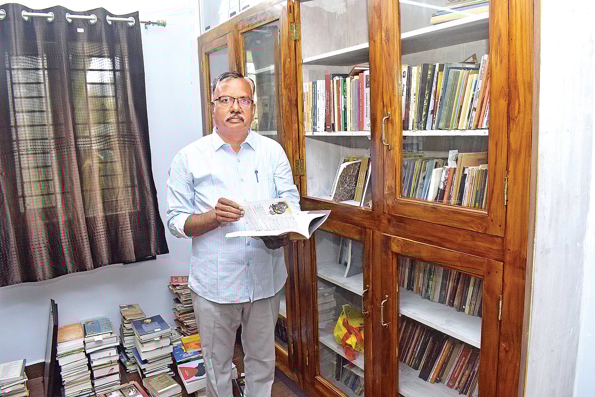 எல்லாவற்றையும் வாசியுங்கள்! பேராசிரியர் இரா.காமராசு நேர்காணல் 