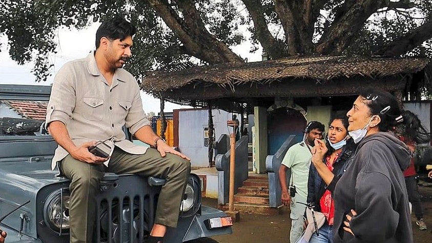 சுயமரியாதையை மட்டும் இழக்காதீர்கள்: ரவி மோகன்