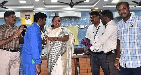 ஆசிய பாரா விளையாட்டு போட்டியில் வேலூா் வீரருக்கு வெண்கலம்!