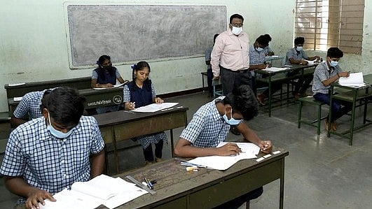 பிளஸ் 2 தோ்வு: தனித் தோ்வா்கள் தட்கலில் விண்ணப்பிக்க வாய்ப்பு