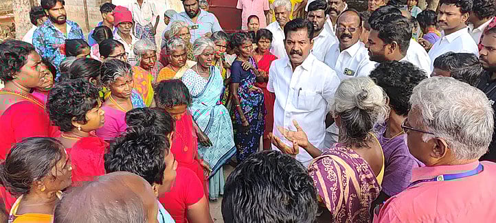 100 நாள் வேலை கோரி எம்எல்ஏ- விடம் பெண்கள் முறையீடு