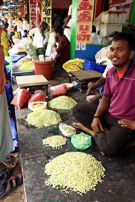 மதுரையில் மல்லிகைப் பூ கிலோ ரூ.6,000!