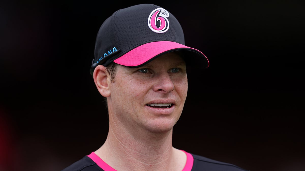 ஆஷஸ் வெற்றிக்குப் பிறகு பிபிஎல் தொடரில் ஸ்டீவ் ஸ்மித்..! மழையால் ஆட்டம் நிறுத்தம்! 