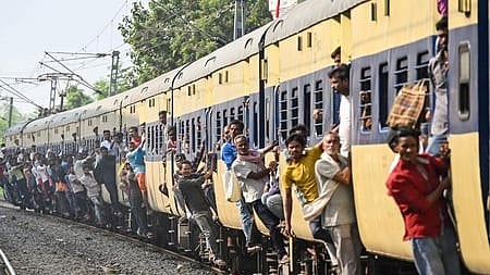 திருச்சி ரயில்வே கோட்டத்தில் 5,866 வழக்குகளில் ரூ. 22.01 லட்சம் அபராதம்