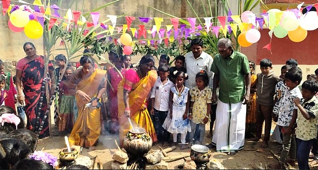 பள்ளிகளில் சமத்துவப் பொங்கல் விழா கொண்டாட்டம்