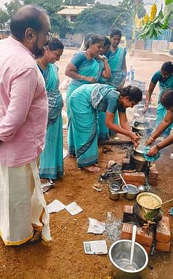 சங்கரன்கோவில் பள்ளியில் பொங்கல் விழா