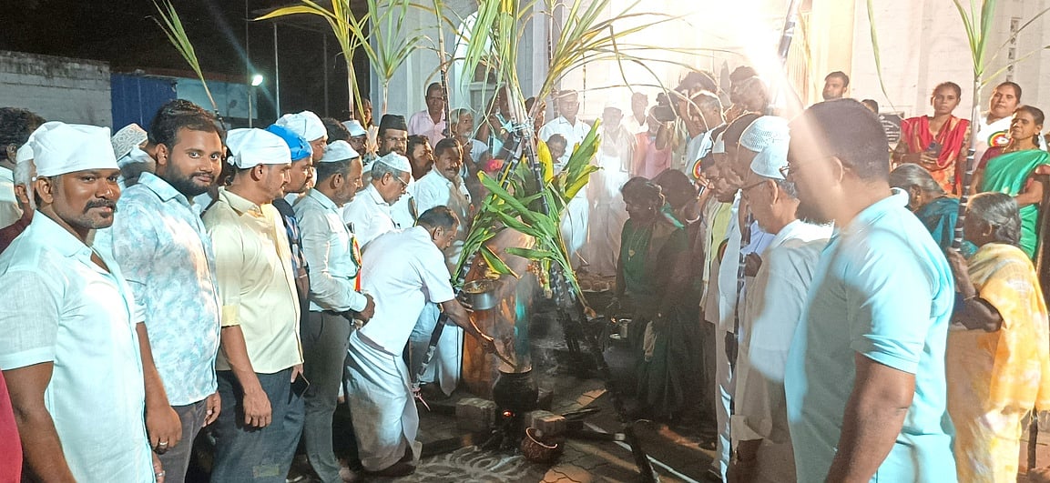 புனித லூா்து அன்னை தேவாலயத்தில் பல்சமய நல்லுறவு பொங்கல் விழா