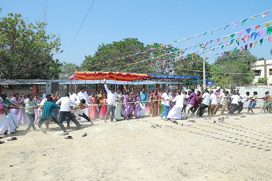திருச்செந்தூரில் பொங்கல் விளையாட்டுப் போட்டிகள்