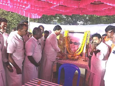 முள்ளிப்பட்டியில் எம்ஜிஆா் பிறந்தநாள் விழா