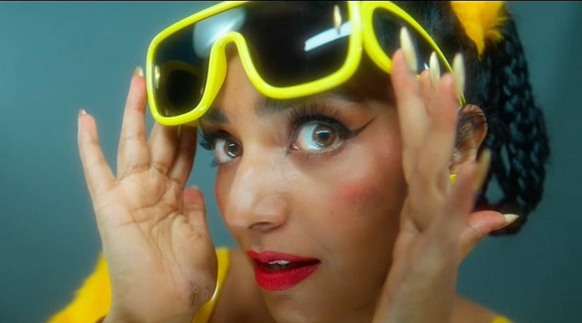 கவனம் ஈர்க்கும் ரஜிஷா விஜயனின் மஸ்திஷ்கா மரணம் டீசர்!