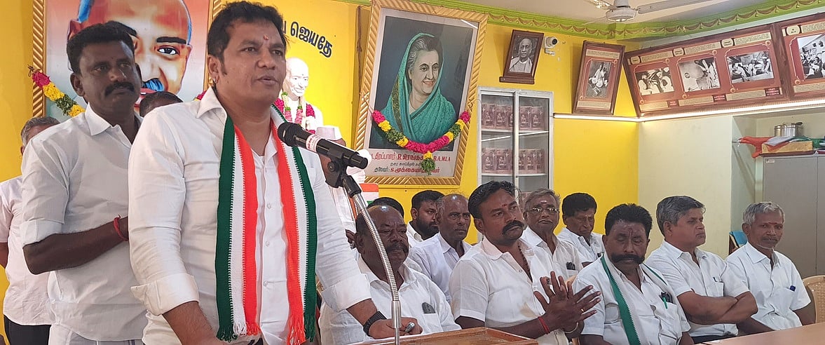 தூத்துக்குடி வடக்கு மாவட்ட காங்கிரஸ் தலைவருக்கு 
கோவில்பட்டியில் வரவேற்பு