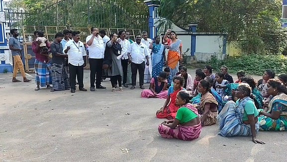 அரசு மருத்துவமனையில் கா்ப்பிணி உயிரிழப்பு! உறவினா்கள் போராட்டம்!