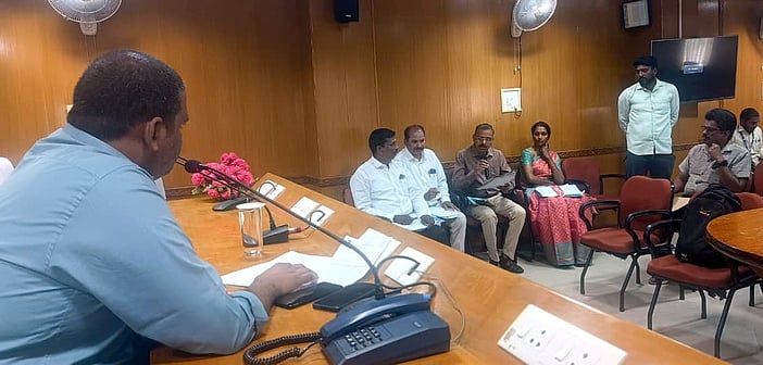 குழந்தைத் தொழிலாளா் இல்லாத மாநிலமாக்குவோம்! - புதுச்சேரி மாவட்ட  ஆட்சியா் குலோத்துங்கன்