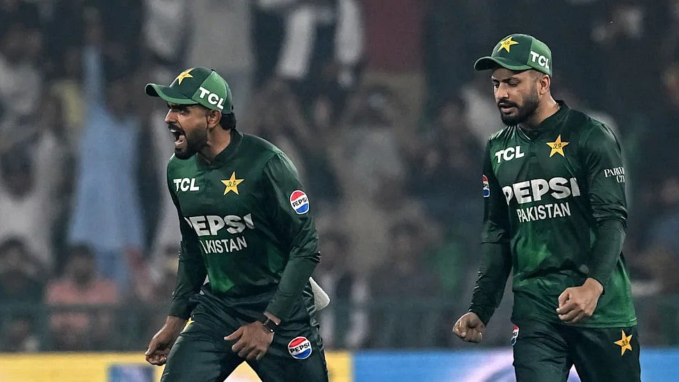 டி20 உலகக் கோப்பைக்கான பாகிஸ்தான் அணி அறிவிப்பு..! மூத்த வீரருக்கு இடமில்லை! 